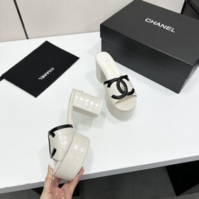 Chanel 2026 — незаменимый элемент осен