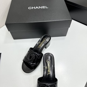 Chanel 2026 — незаменимый элемент осен