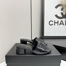 Chanel 2026 — незаменимый элемент осен