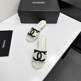 Chanel 2026 — незаменимый элемент осен
