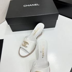 Chanel 2026 — незаменимый элемент осен