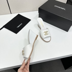 Chanel 2026 — незаменимый элемент осен