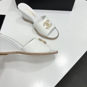 Chanel 2026 — незаменимый элемент осен
