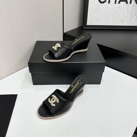 Chanel 2026 — незаменимый элемент осен