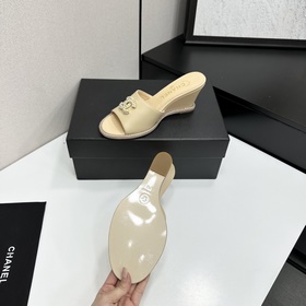 Chanel 2026 — незаменимый элемент осен