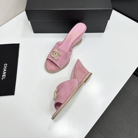 Chanel 2026 — незаменимый элемент осен