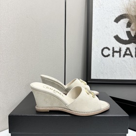 Chanel 2026 — незаменимый элемент осен