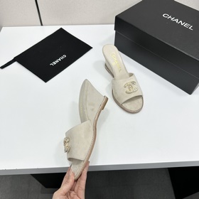 Chanel 2026 — незаменимый элемент осен