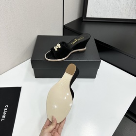 Chanel 2026 — незаменимый элемент осен