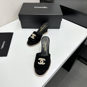 Chanel 2026 — незаменимый элемент осен
