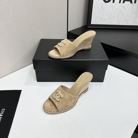 Chanel 2026 — незаменимый элемент осен