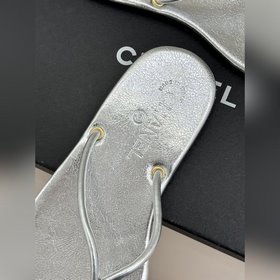 Сандалии CHANEL 26S с двойным «C» в м