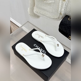 Сандалии CHANEL 26S с двойным «C» в м