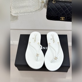 Сандалии CHANEL 26S с двойным «C» в м
