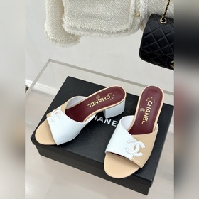 Сандалии-босоножки CHANEL 26S из колле