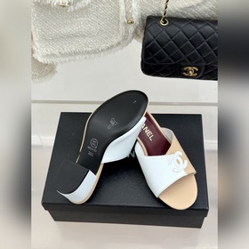 Сандалии-босоножки CHANEL 26S из колле