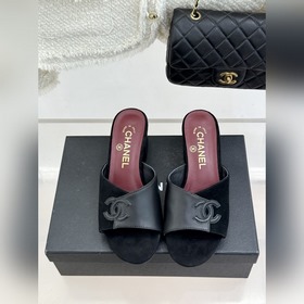 Сандалии-ботинки CHANEL из коллекции 