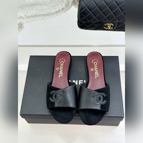 Сандалии-ботинки CHANEL из коллекции