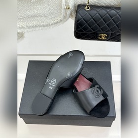 Сандалии-ботинки CHANEL из коллекции 