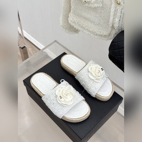 Классические сандалии CHANEL с двойны