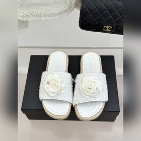 Классические сандалии CHANEL с двойны