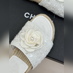 Классические сандалии CHANEL с двойны