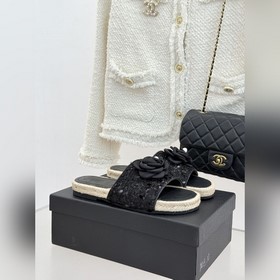 Классические сандалии CHANEL с двойны