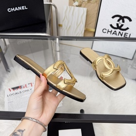 Сандалии CHANEL из новой коллекции — н
