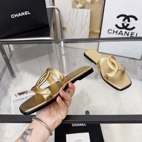 Сандалии CHANEL из новой коллекции — н