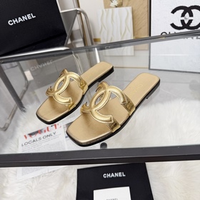 Сандалии CHANEL из новой коллекции — н