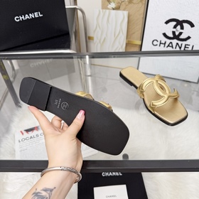 Сандалии CHANEL из новой коллекции — н