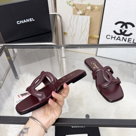 Сандалии CHANEL из новой коллекции — н