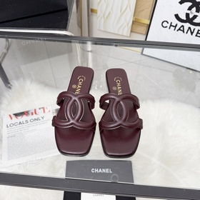 Сандалии CHANEL из новой коллекции — н