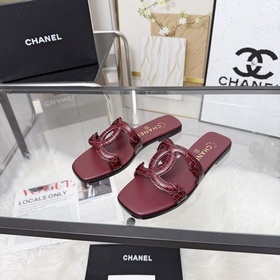 Сандалии CHANEL из новой коллекции — н