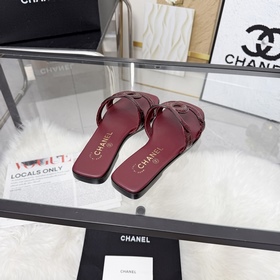Сандалии CHANEL из новой коллекции — н