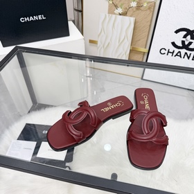 Сандалии CHANEL из новой коллекции — н