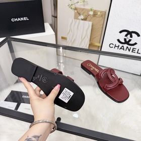 Сандалии CHANEL из новой коллекции — н