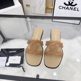 Сандалии CHANEL из новой коллекции — н