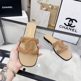 Сандалии CHANEL из новой коллекции — н