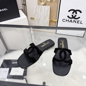 Сандалии CHANEL из новой коллекции — н