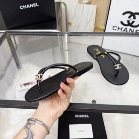 Новая версия сандалий CHANEL — настоящ
