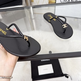 Новая версия сандалий CHANEL — настоящ