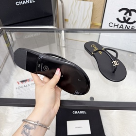 Новая версия сандалий CHANEL — настоящ