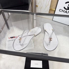 Новая версия босоножек CHANEL — настоя