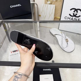 Новая версия босоножек CHANEL — настоя