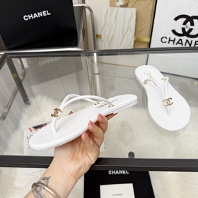 Новая версия сандалий CHANEL — настоящ