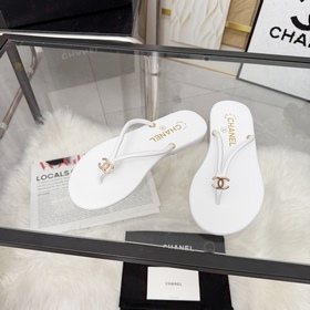 Новая версия сандалий CHANEL — настоящ