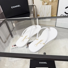 Новая версия сандалий CHANEL — настоящ