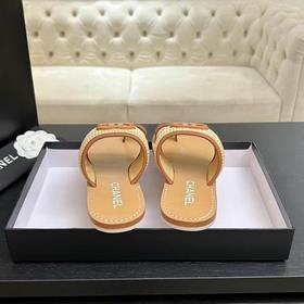 Сандалии CHANEL 26P с плетением виде 