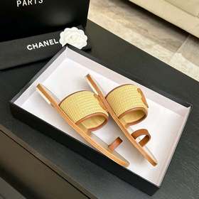 Сандалии CHANEL 26P с плетением виде 